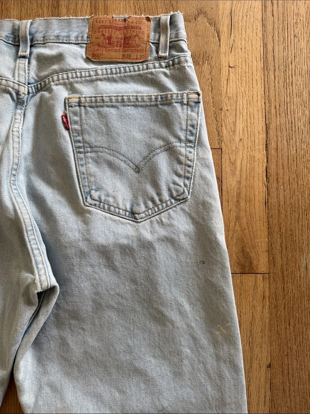VTG Levi’s Light Wash Distress High Waisted Men's Jeans Casual Straight Fit 36x3